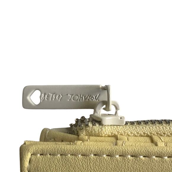 Betsey Johnson Yellow & Blue Floral Wallet EUC Minor Logo Scratch - Picture 7 of 11